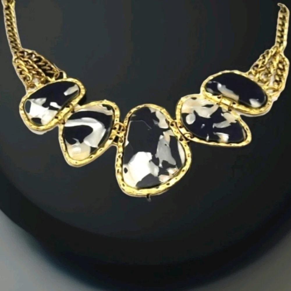 Vintage Estate Esmeray Black & White Shell Gold Statement Necklace